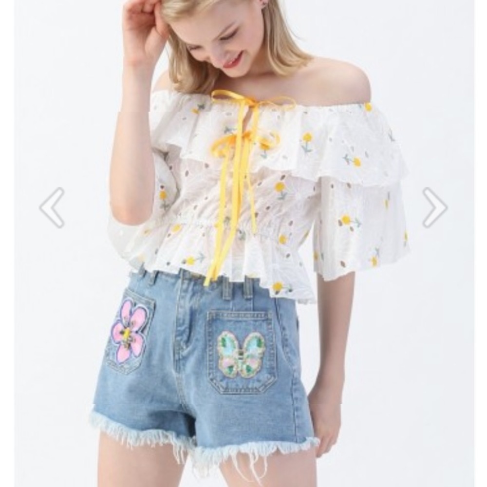 Embroidered Eyelet White Ruffle Ribbon-Tie Top - Picture 5 of 7